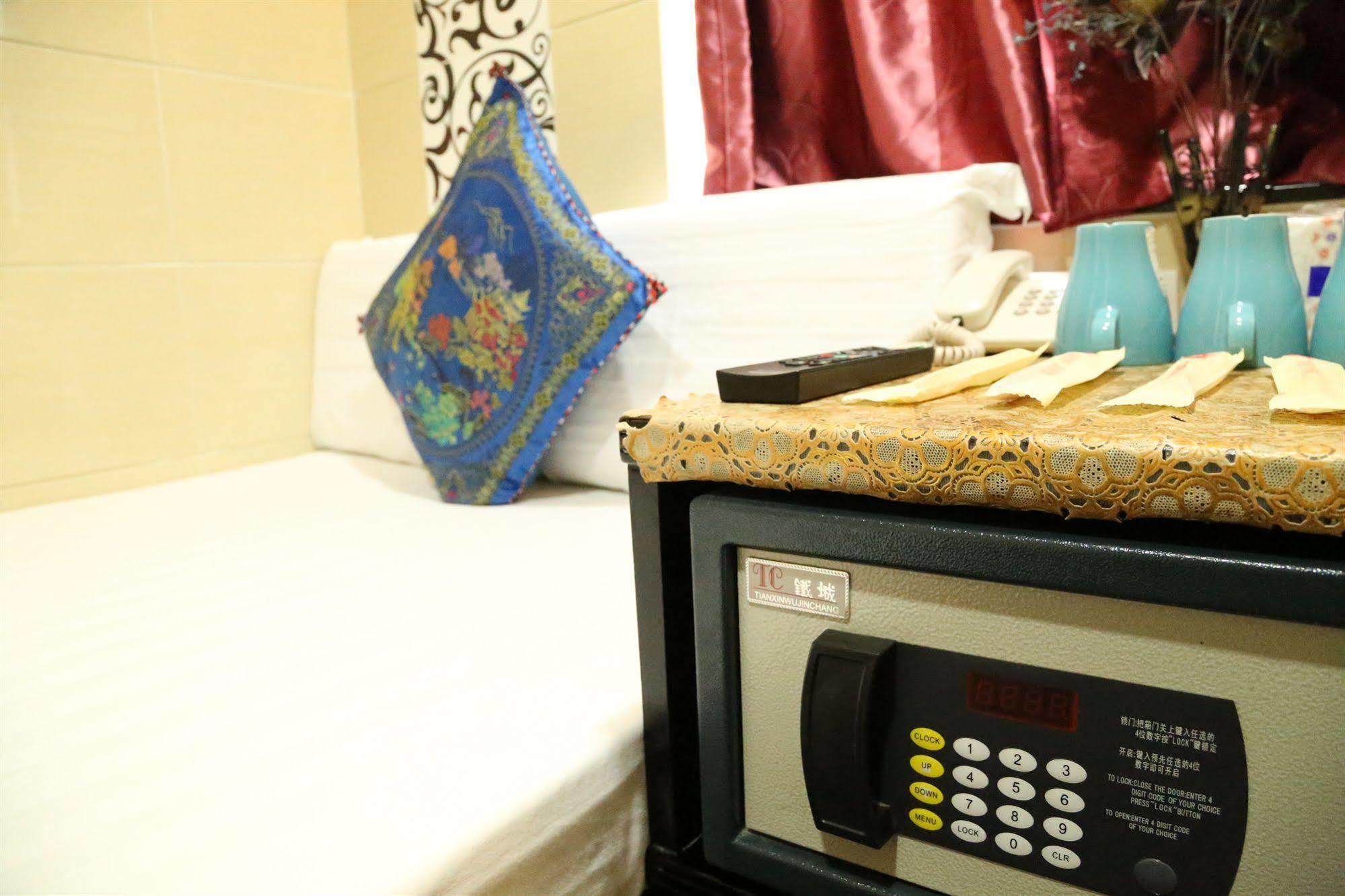 Everest Inn Guest House هونغ كونغ المظهر الخارجي الصورة
